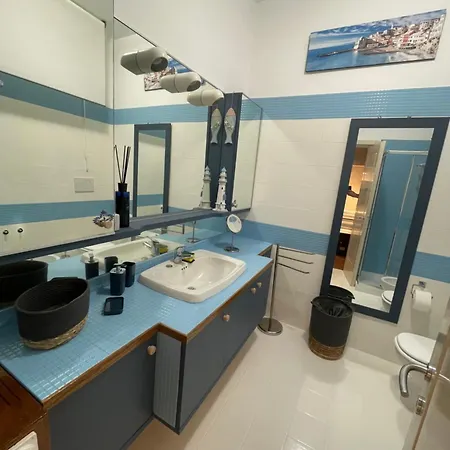 Apartamento La Casa Di Samantha A Regina A Picco Sul Mare Con Piscina Pieve Ligure