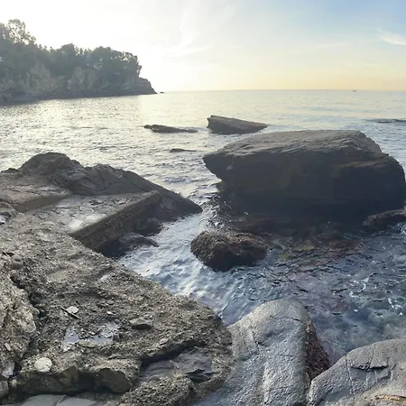 Appartamento La Casa Di Samantha A Regina A Picco Sul Mare Con Piscina *