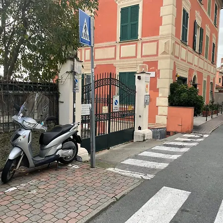 Appartamento La Casa Di Samantha A Regina A Picco Sul Mare Con Piscina