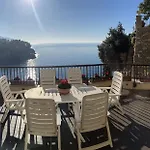 La Casa Di Samantha A Regina A Picco Sul Mare Con Piscina *