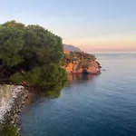 La Casa Di Samantha A Regina A Picco Sul Mare Con Piscina