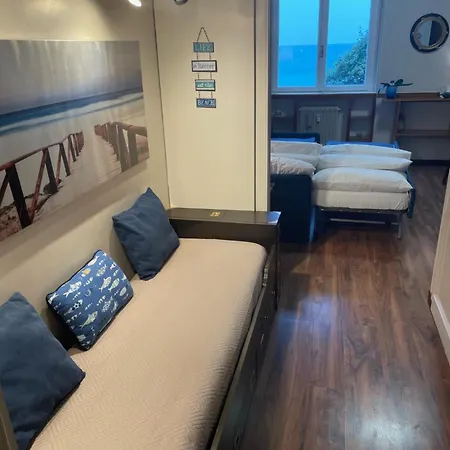 La Casa Di Samantha A Regina A Picco Sul Mare Con Piscina Apartment