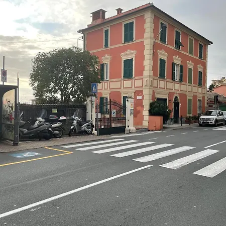 Lägenhet La Casa Di Samantha A Regina A Picco Sul Mare Con Piscina Pieve Ligure