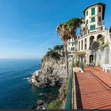 La Casa Di Samantha A Regina A Picco Sul Mare Con Piscina Pieve Ligure