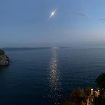 La Casa Di Samantha A Regina A Picco Sul Mare Con Piscina *