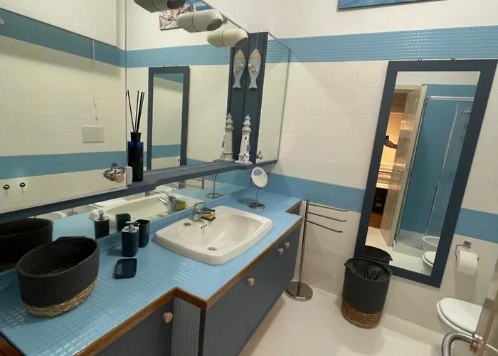 Appartamento La Casa Di Samantha A Regina A Picco Sul Mare Con Piscina Pieve Ligure