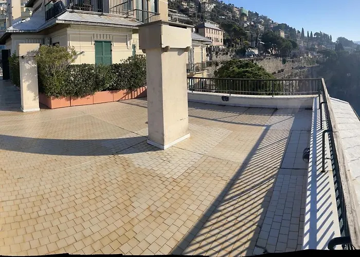 La Casa Di Samantha A Regina A Picco Sul Mare Con Piscina