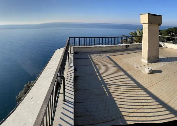 La Casa Di Samantha A Regina A Picco Sul Mare Con Piscina * Pieve Ligure