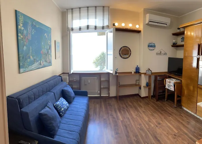 La Casa Di Samantha A Regina A Picco Sul Mare Con Piscina Lejlighed