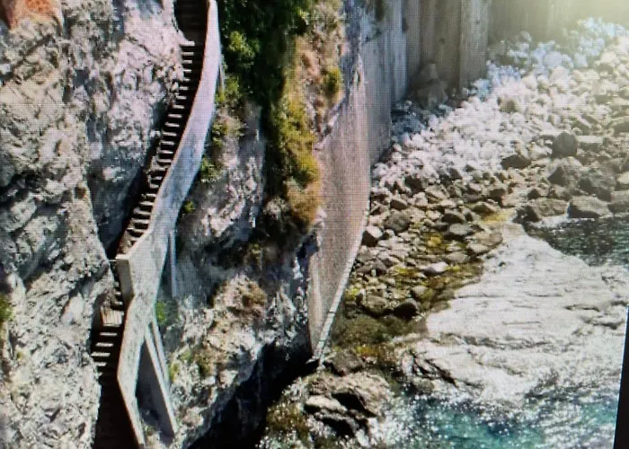 La Casa Di Samantha A Regina A Picco Sul Mare Con Piscina Appartamento Pieve Ligure