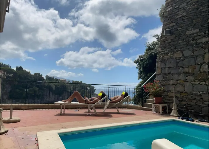 La Casa Di Samantha A Regina A Picco Sul Mare Con Piscina Appartamento Pieve Ligure
